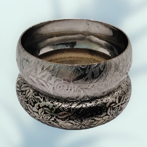 Etched Floral Bangle Bracelets - Mismatched Set of 2 - Picture 2 of 6